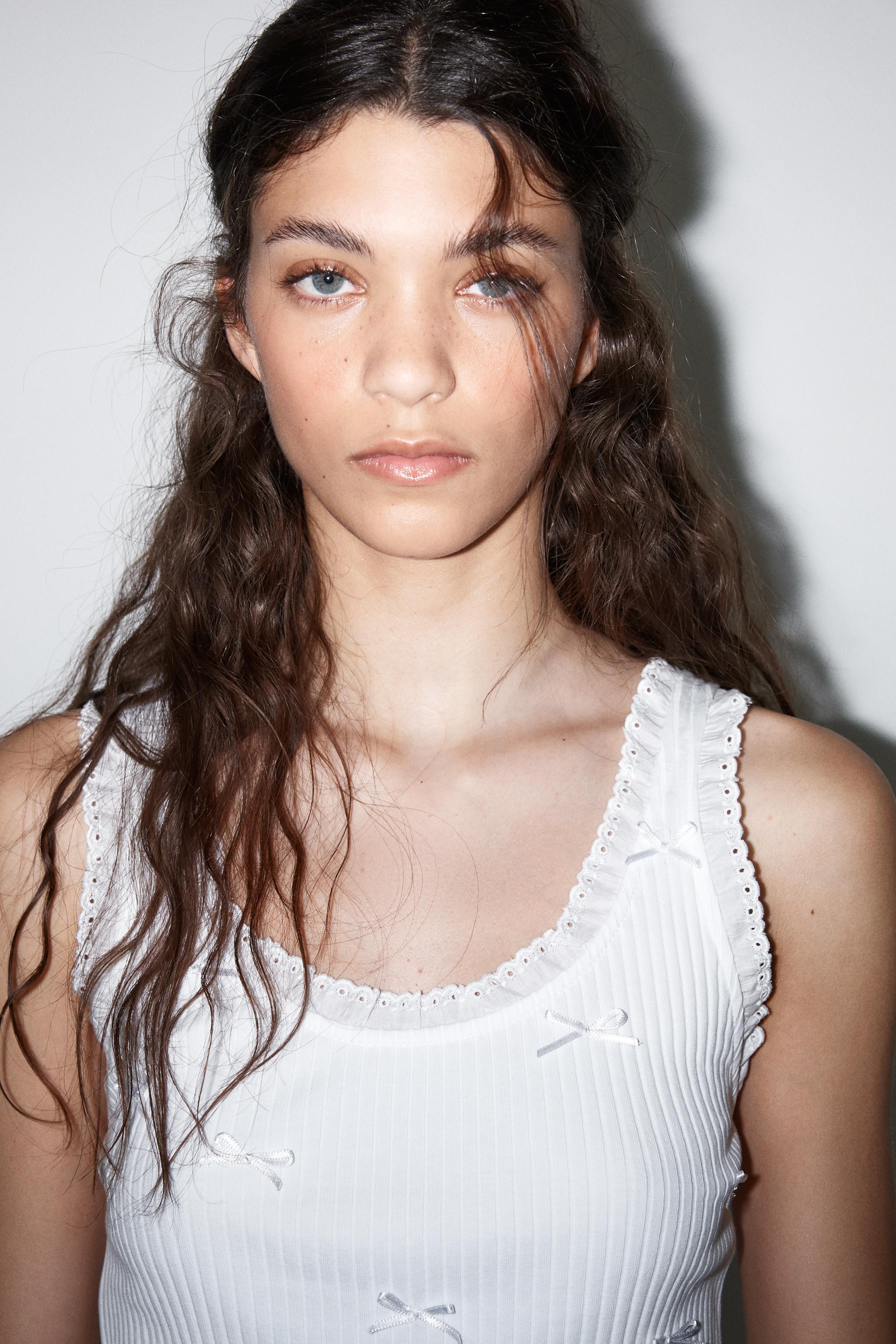 RIBBED TOP WITH RIBBON AND LACE | Zara AU