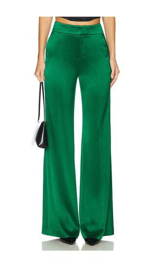 Alice + Olivia Dylan Pant in Green. - size 2 | Revolve Clothing (Global)