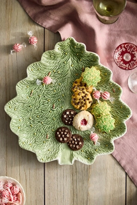 Fir Tree Stoneware Serving Platter | Terrain