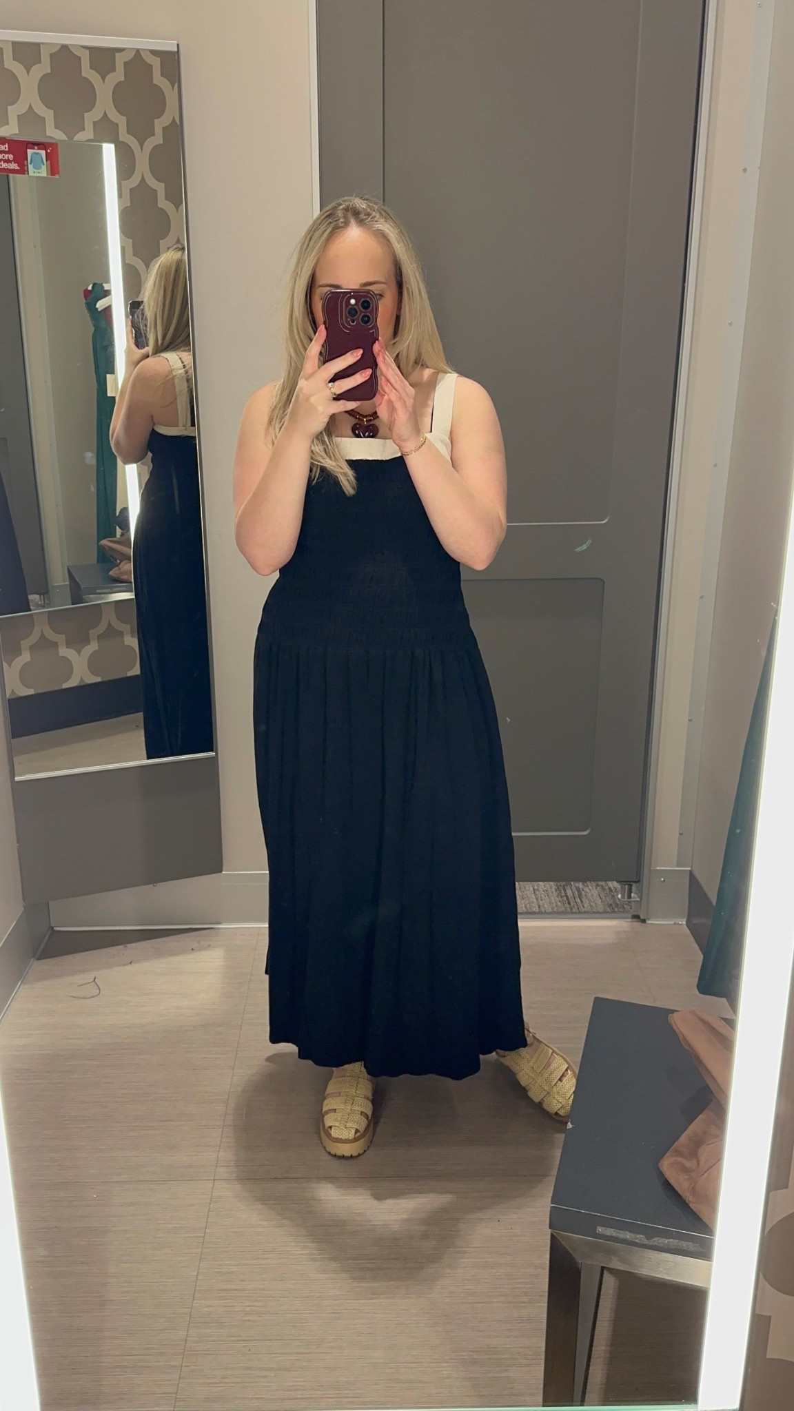 Black and white long dress 

#LTKootd #LTKHoliday #LTKSeasonal