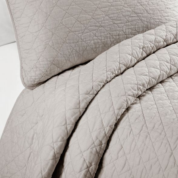Ava Diamond Oversized Cotton Quilt Set - Lush Décor | Target