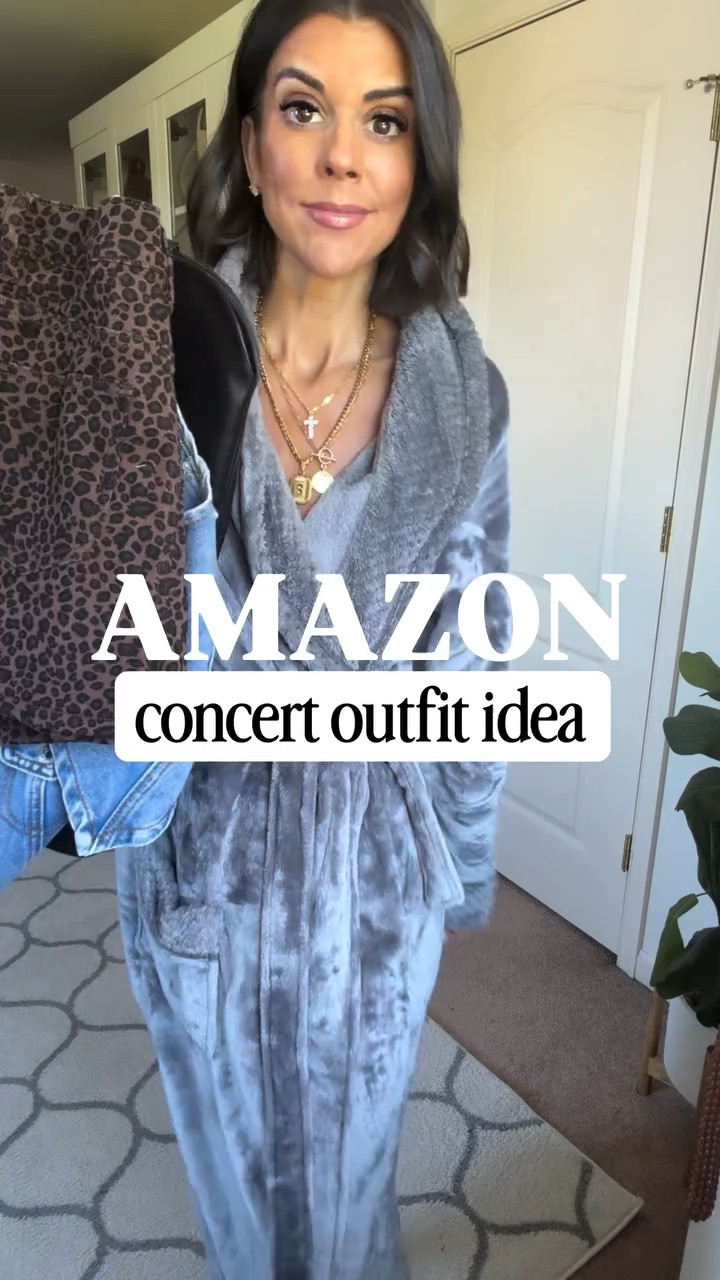 Amazon Concert Outfit! I’m 5’5 and in size small in both vest and skort. Size up if in between in both.

#LTKSeasonal #LTKgrwm #LTKdayinmylife