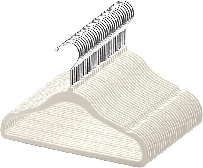 GoodtoU Kids Velvet Hangers,30 Pack Baby Hangers for Closet Non Slip Velvet Clothes Hangers Coat ... | Amazon (US)