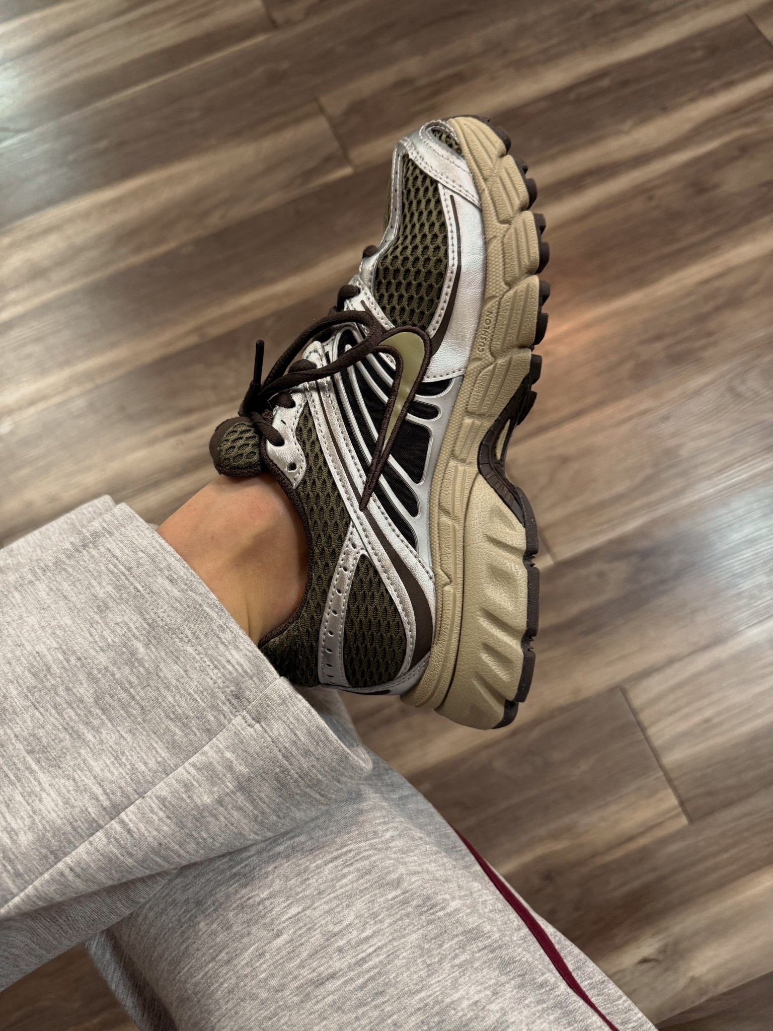 The CUTEST sneakers 25% off with code HOLIDAY. Chocolate brown, silver, and green 

#LTKCyberWeek #LTKmomlife #LTKSaleAlert