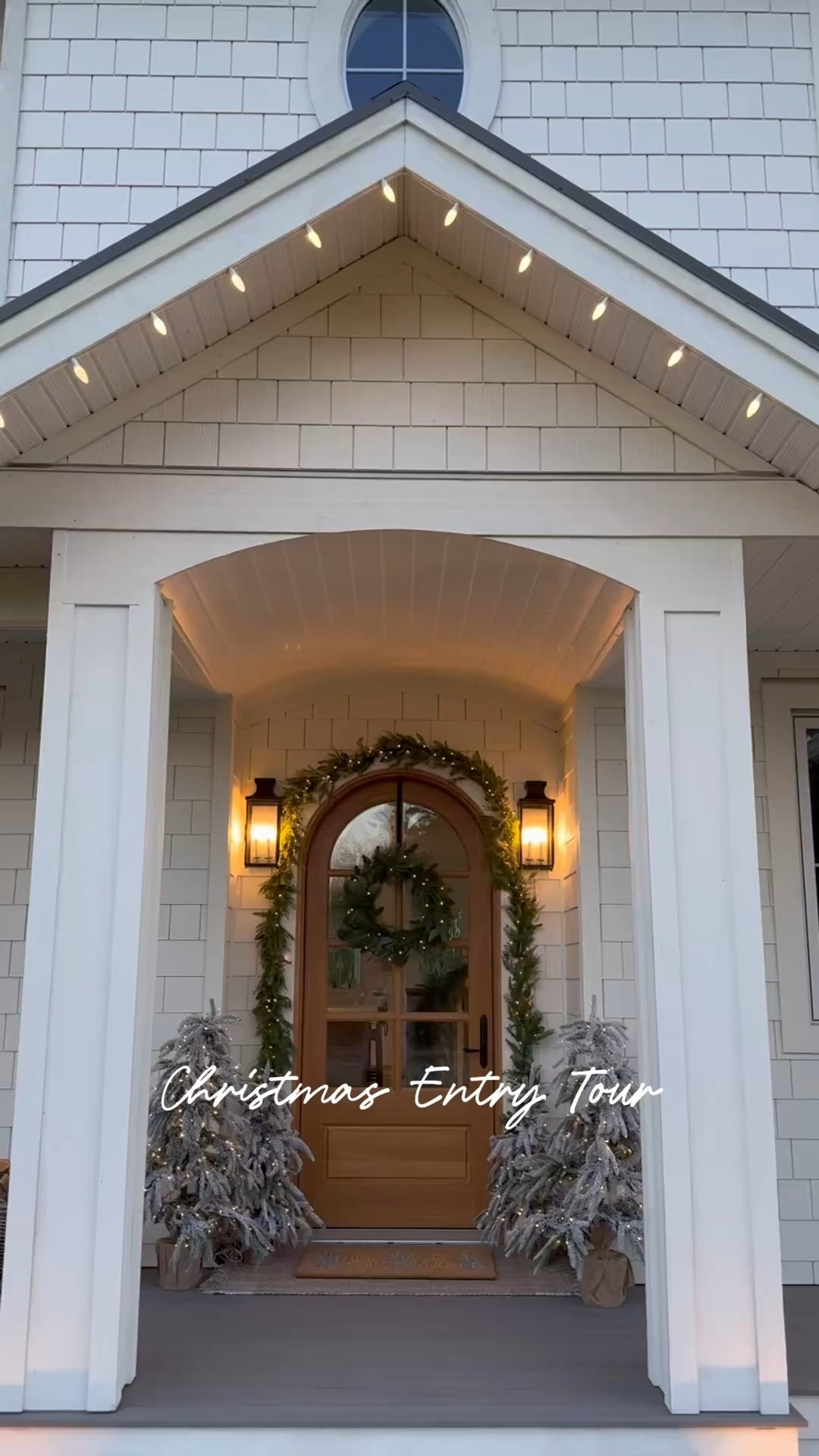 Christmas Entry Tour 🎄

#LTKholiday #LTKhome #LTKwinter
