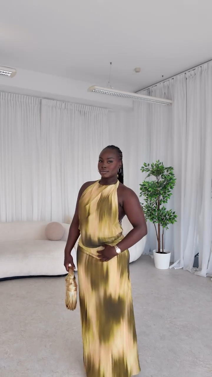 @boohoo 💛 code KIRSTEEN for 15% off 

🏡 @loungestudiosltd

#LTKwedding #LTKstyletip #LTKmidsize