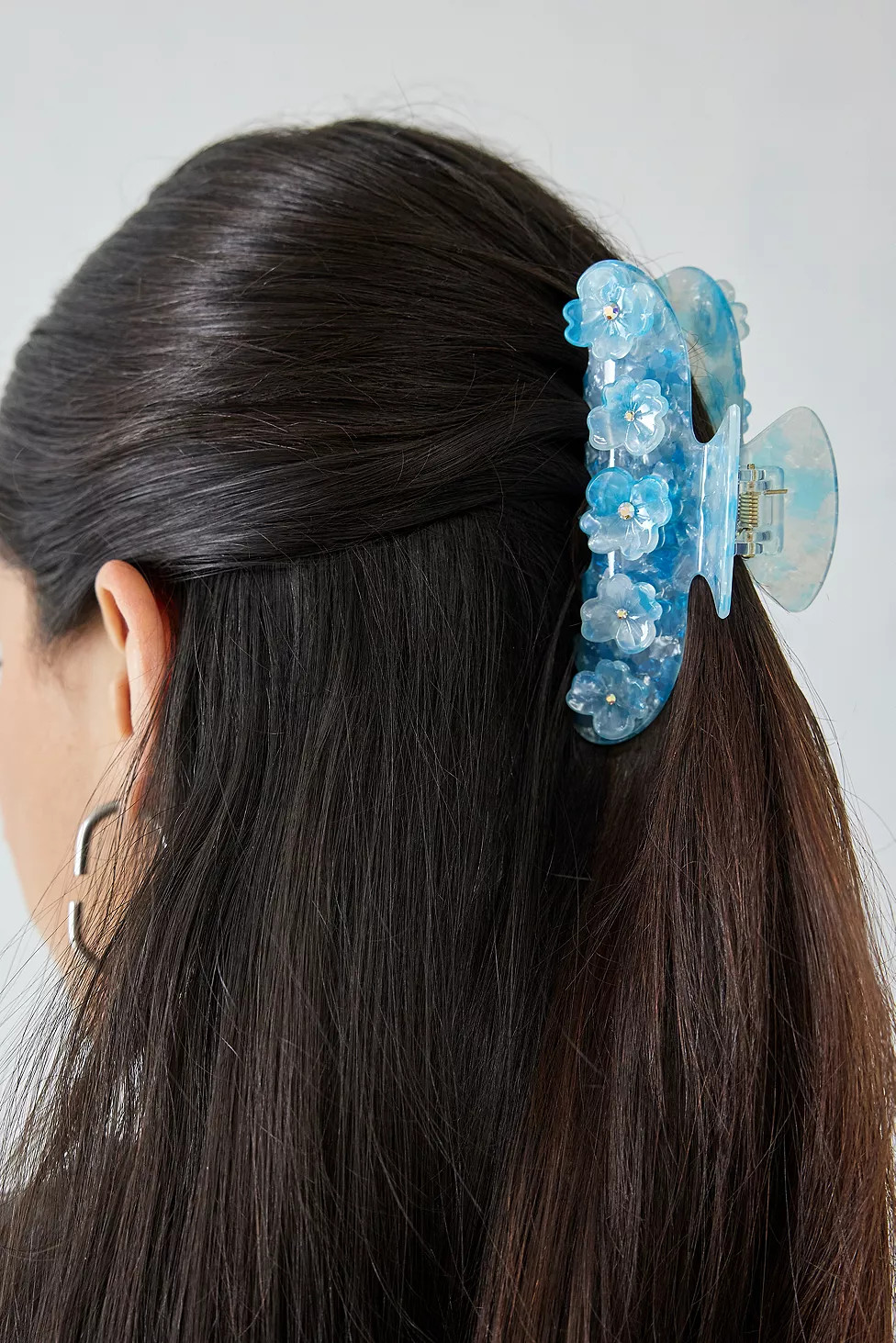 Diamante Flower Marble Claw Clip | Urban Outfitters (EU)