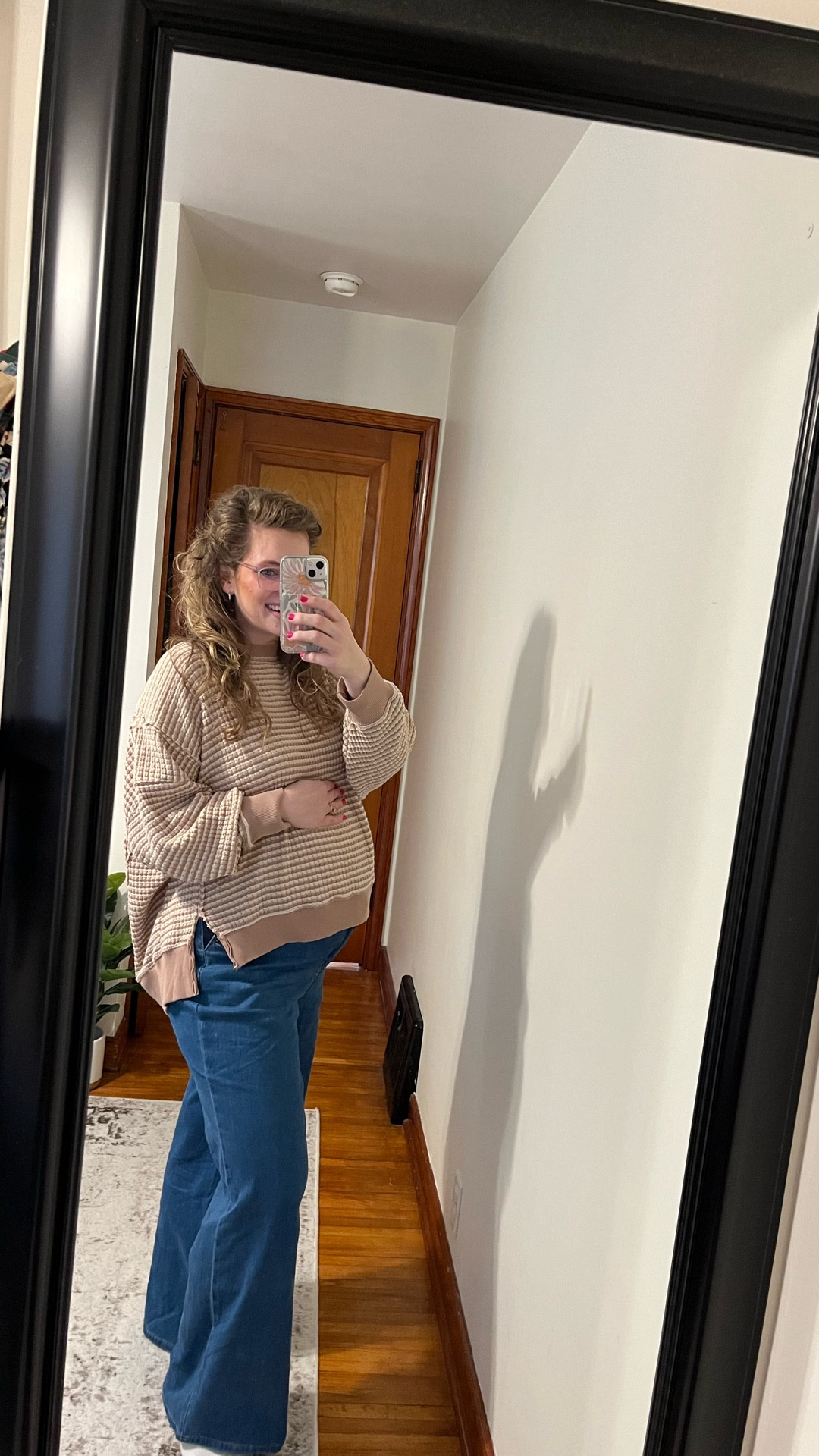 30 weeks 2 days OOTD ❤️

Got a size large in these jeans! Love the fit 😍😍😍