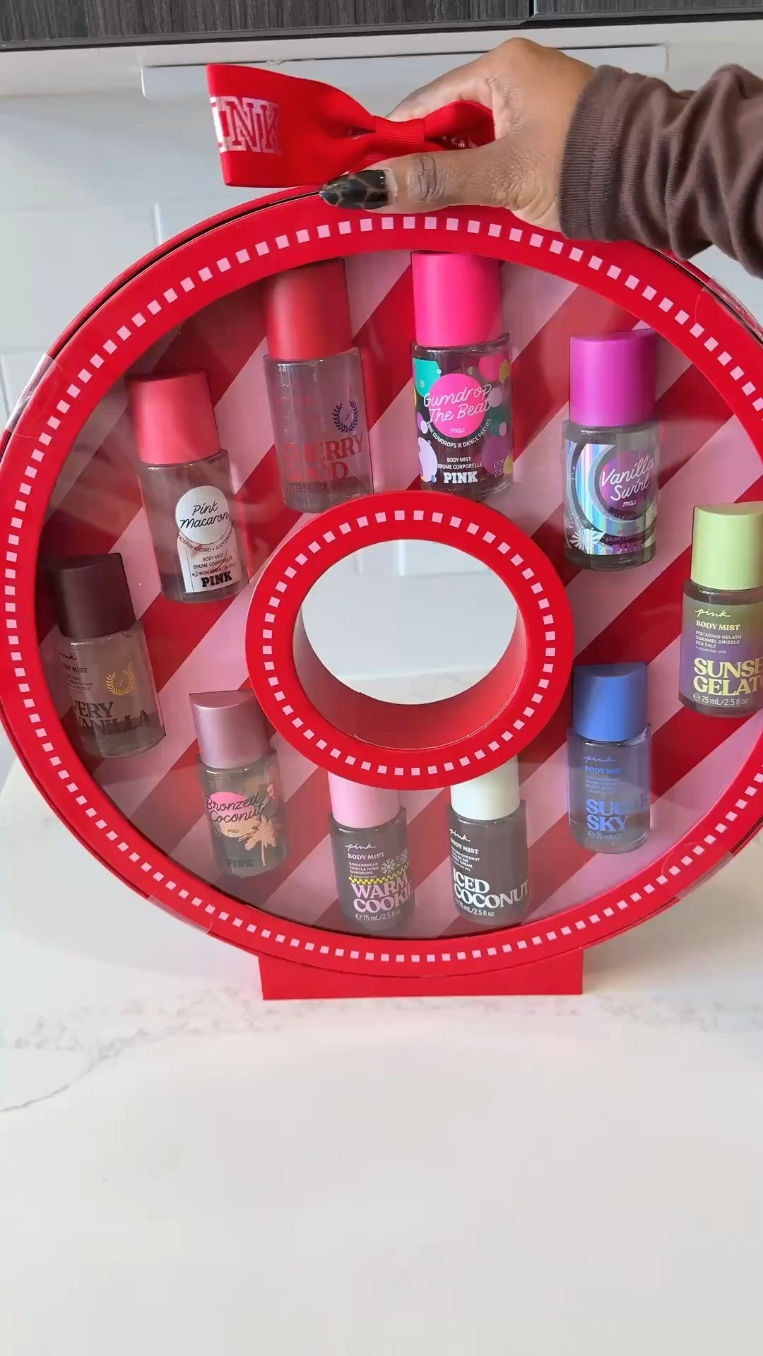 Holiday gifting made easy 🎁✨ The Victoria’s Secret x PINK gift sets are perfect for teens, besties, or anyone who just wants to smell amazing! Cute packaging, luxe scents, and ready to wrap favs!

#LTKBeauty #LTKGiftGuide #LTKHoliday