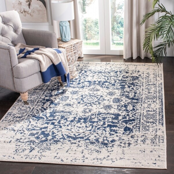 Safavieh Madison Vintage Snowflake Medallion Cream/ Navy Rug - 4' x 6' | Bed Bath & Beyond