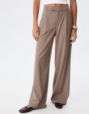 Stradivarius Striped wide-leg smart trousers in beige | ASOS (Global)