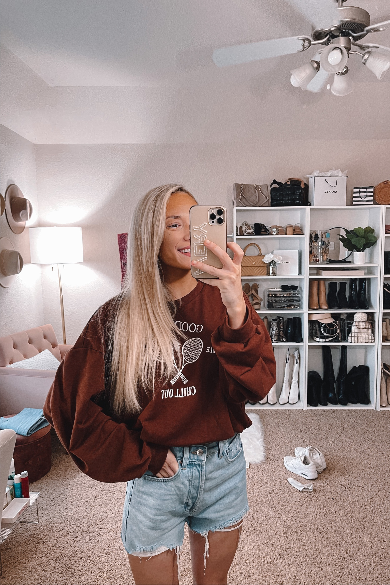 Amazon sweatshirt under $30 — wearing size L for oversized look. Denim shorts from Target! // fall winter fashion, casual outfit

#LTKsalealert #LTKunder50 #LTKstyletip