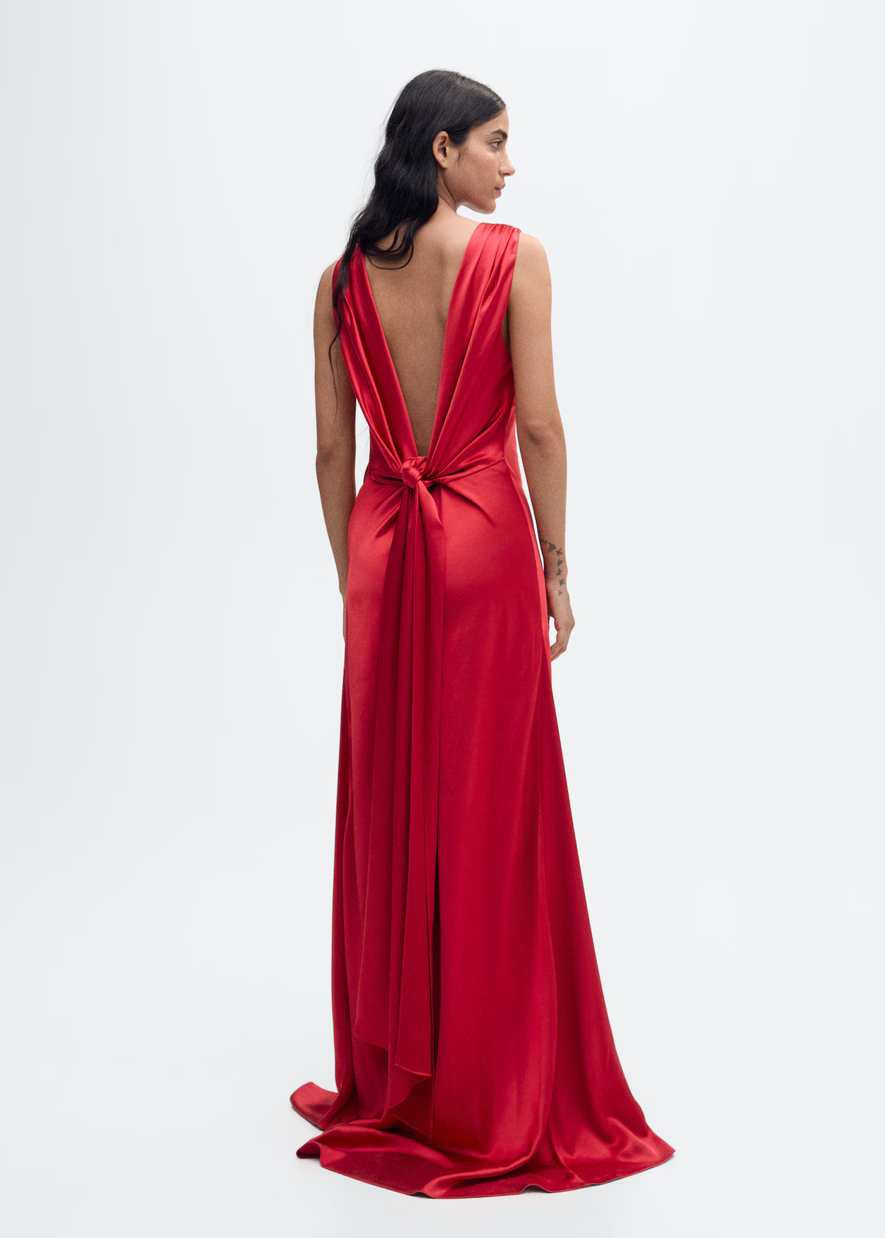 Open-back satin-effect dress - Women | MANGO United Kingdom | MANGO (UK)