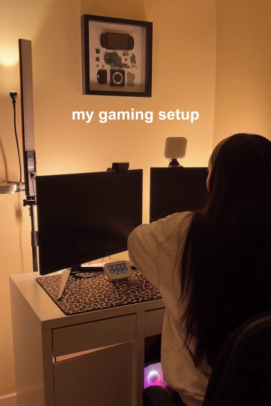 here’s what I have in my gaming setup ☺️🎮