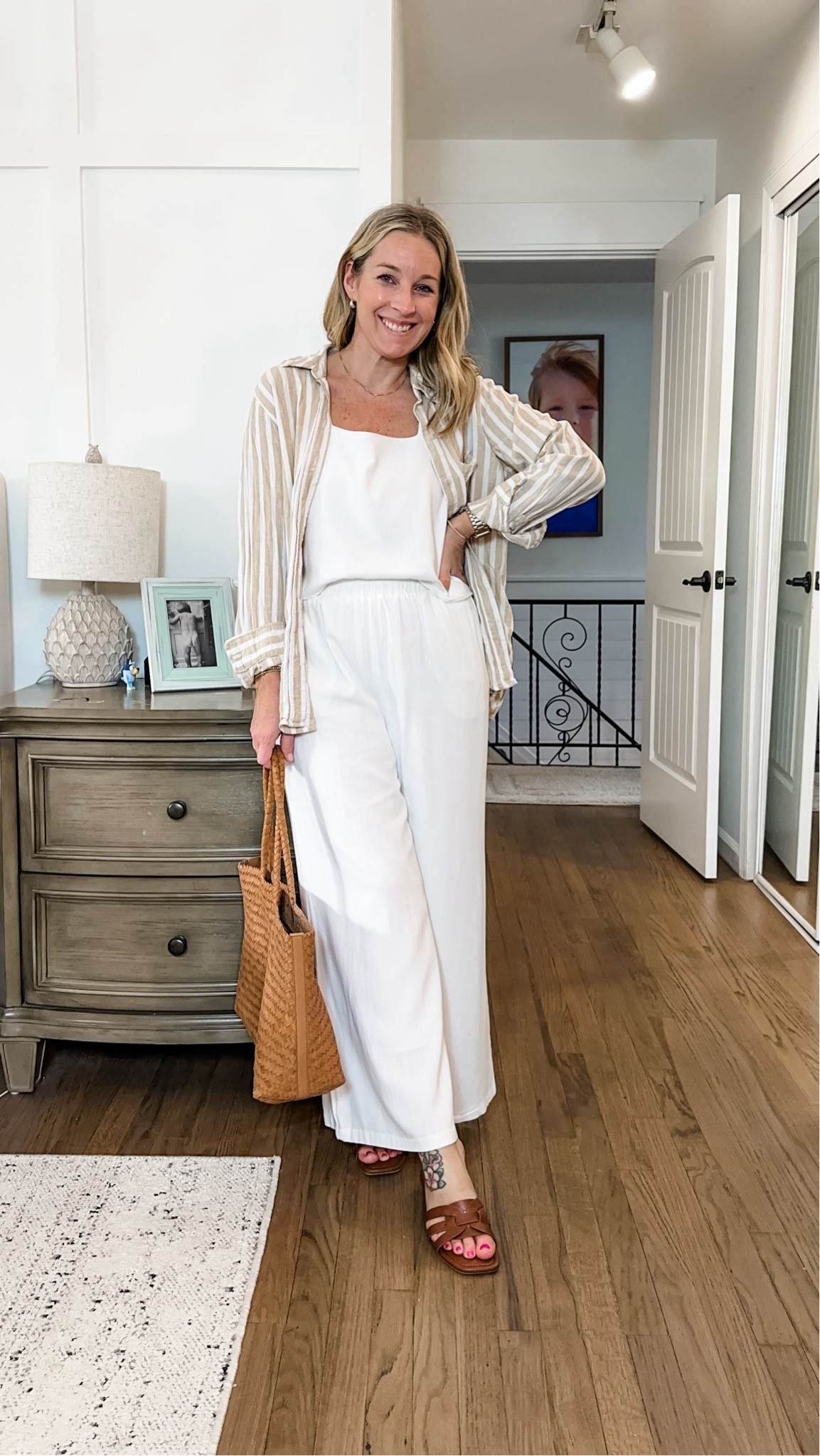 It’s giving shopping in an upscale beach town vibes. Medium set, medium linen shirt. Obsessed with this bag  

#LTKstyletip #LTKfindsunder50 #LTKmidsize