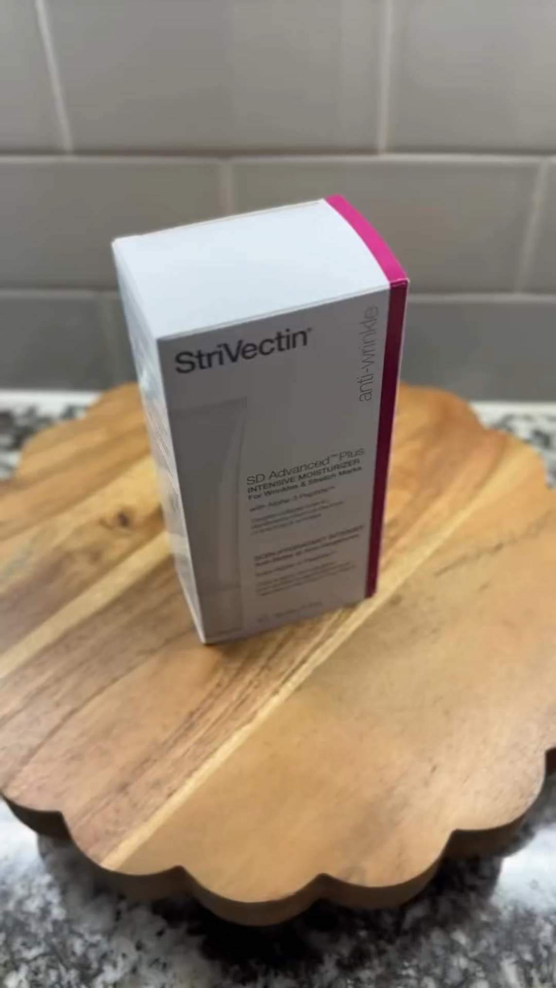 The secret to great hydration, is having a moisturizer that just gets what your skin needs! The StriVectin SD Advanced Plus Intensive Moisturizer has been just that for me! I’ve loved and used this moisturizer for a couple of years now so be sure to check it out and shop my shopmy, LTK or amazon storfront directly or you can also find it in my TTshop besties 💖💫

#hydratingskincare #moisturizercream #wrinklecream #viralskincareproducts #strivectin @strivectin