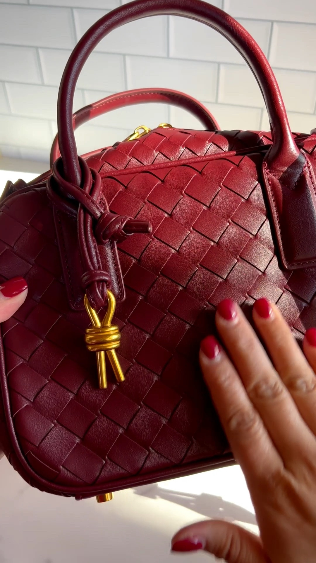 The bag that looks expensive but its not. Amazon Fashion 

#LTKHoliday #LTKootd #LTKGiftGuide