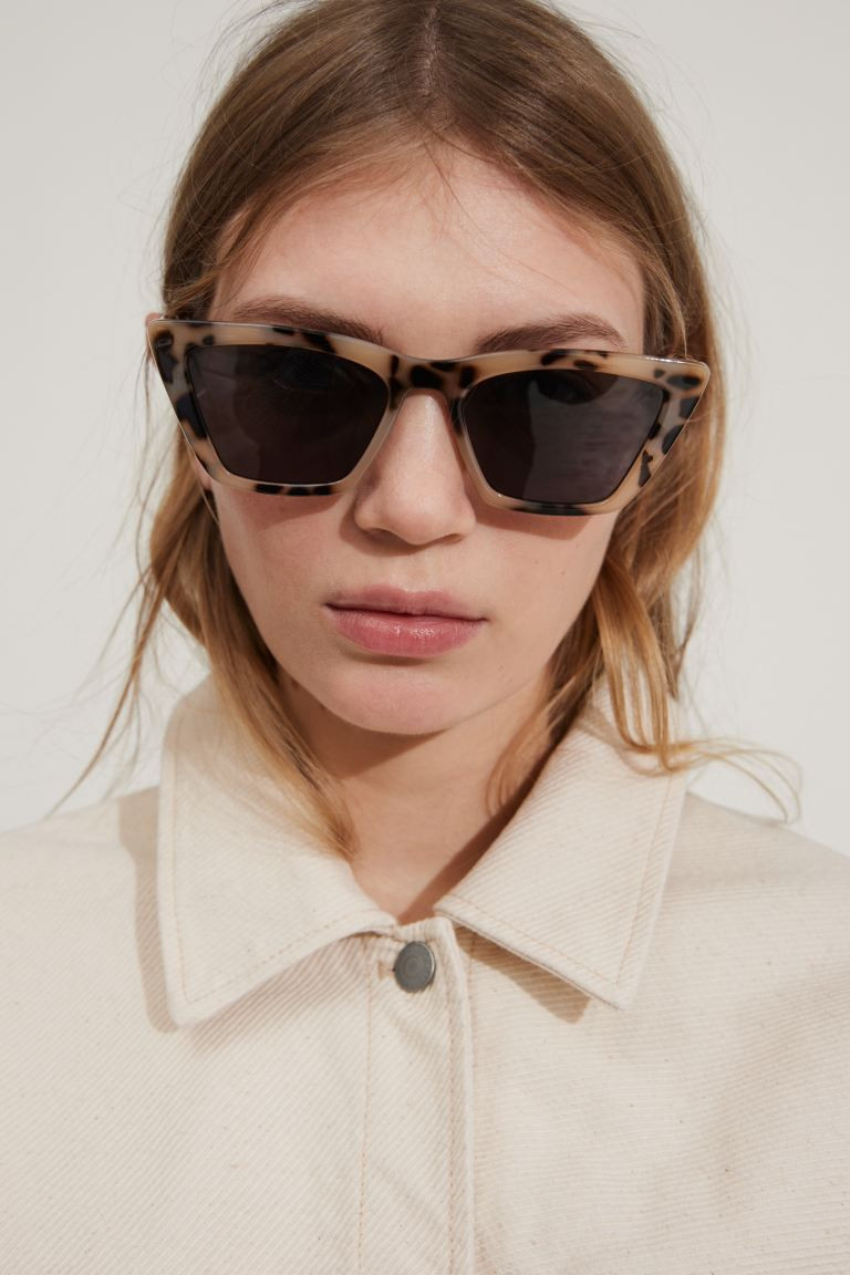 Eckige Cateye-Sonnenbrille | H&M (DE, AT, CH, NL, FI)