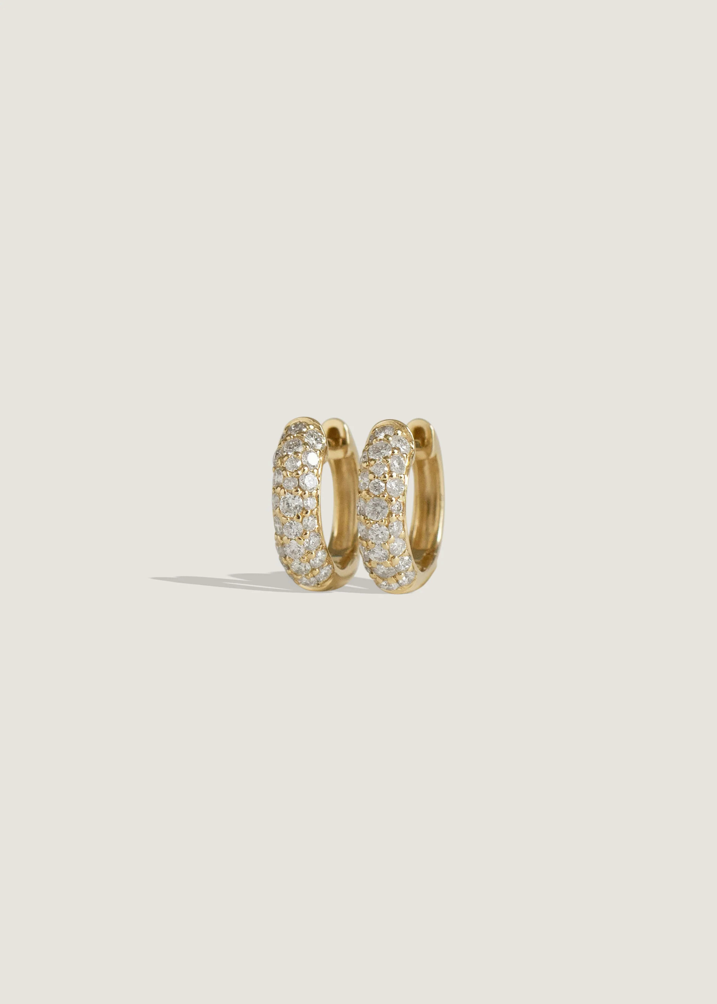 Pavé Dome Huggie Earrings Diamond - Kinn | Kinn Studio