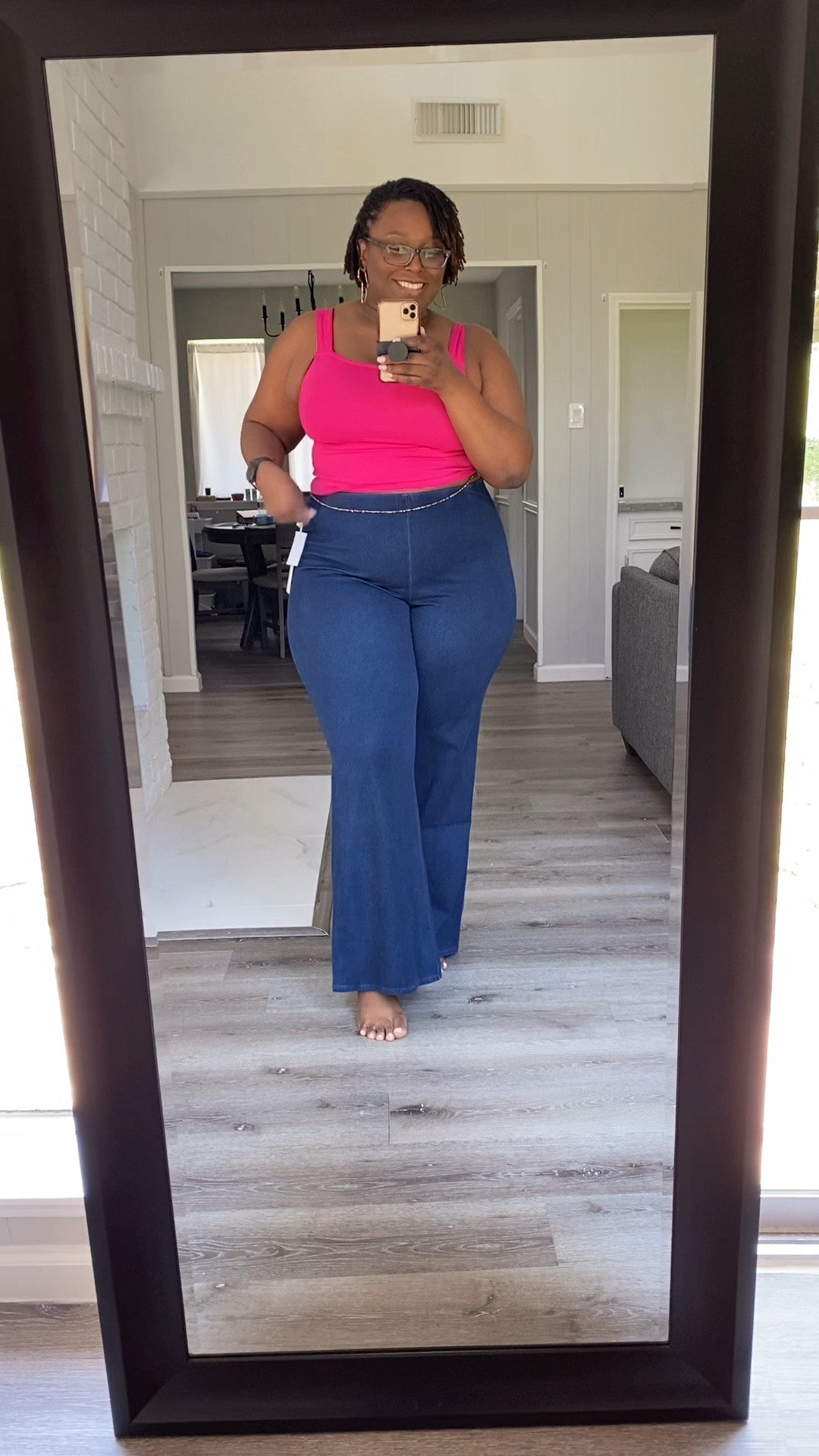 Trying out more pants that aren’t skinny 

#LTKcurves