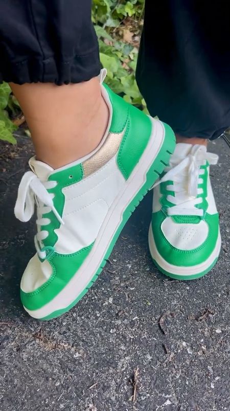 Super fun green and white sneakers!!

#LTKShoeCrush #LTKFindsUnder50 #LTKStyleTip