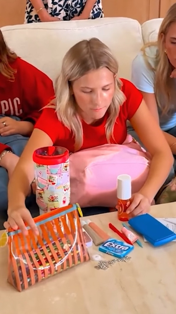 What’s in PresLee’s backpack?! ✨ Spring school refresh!

#LTKU #LTKmorningroutine #LTKSaleAlert