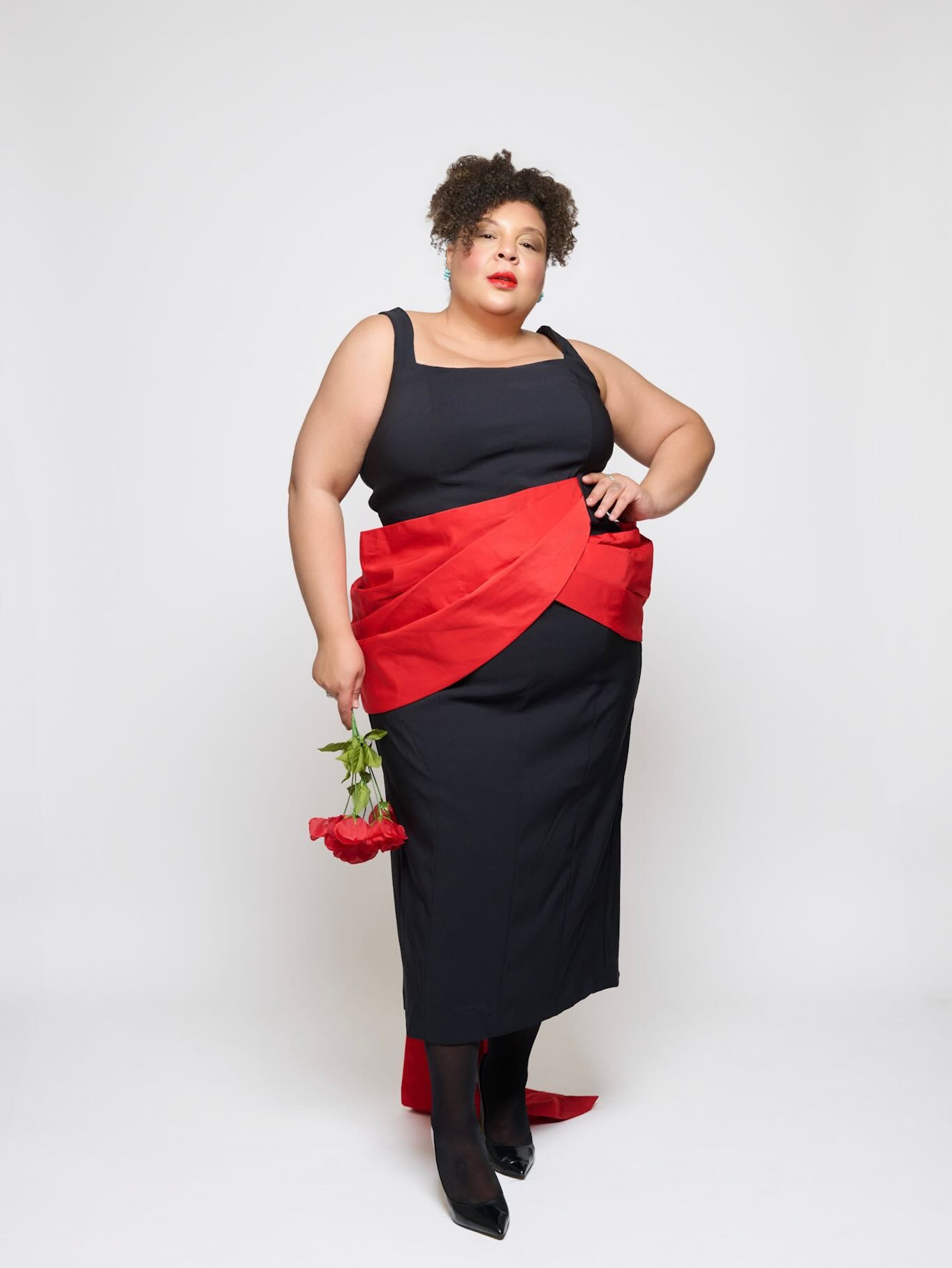 With Love, Mal 💌 
.
.
.
This industry has taught me so much, I’m always excited to share on #MalMonday 🌹come into this space YOURSELF. Humbled, willing to learn, open to the possibilities however understanding the ups… may come with a few downs. Some are in your control and some aren’t. 
.
.
1) be wary of your “friend” circle.. the minute you start booking more opportunities, somehow … the friendship may change if it wasn’t genuine to begin with… keep going 
.
.
2) some connect to you as they see your value to them… not the industry at large. They will minimize you for themselves and ghost you, keep your eyes open 
.
.
3) don’t waste money on adventures/courses/partnerships you have not fully researched. 
.
.
Wanna know more? Join the Mal Network and get ready for The Model Mentor Series 2.0 launch this spring 
Images @a_haywoodphoto