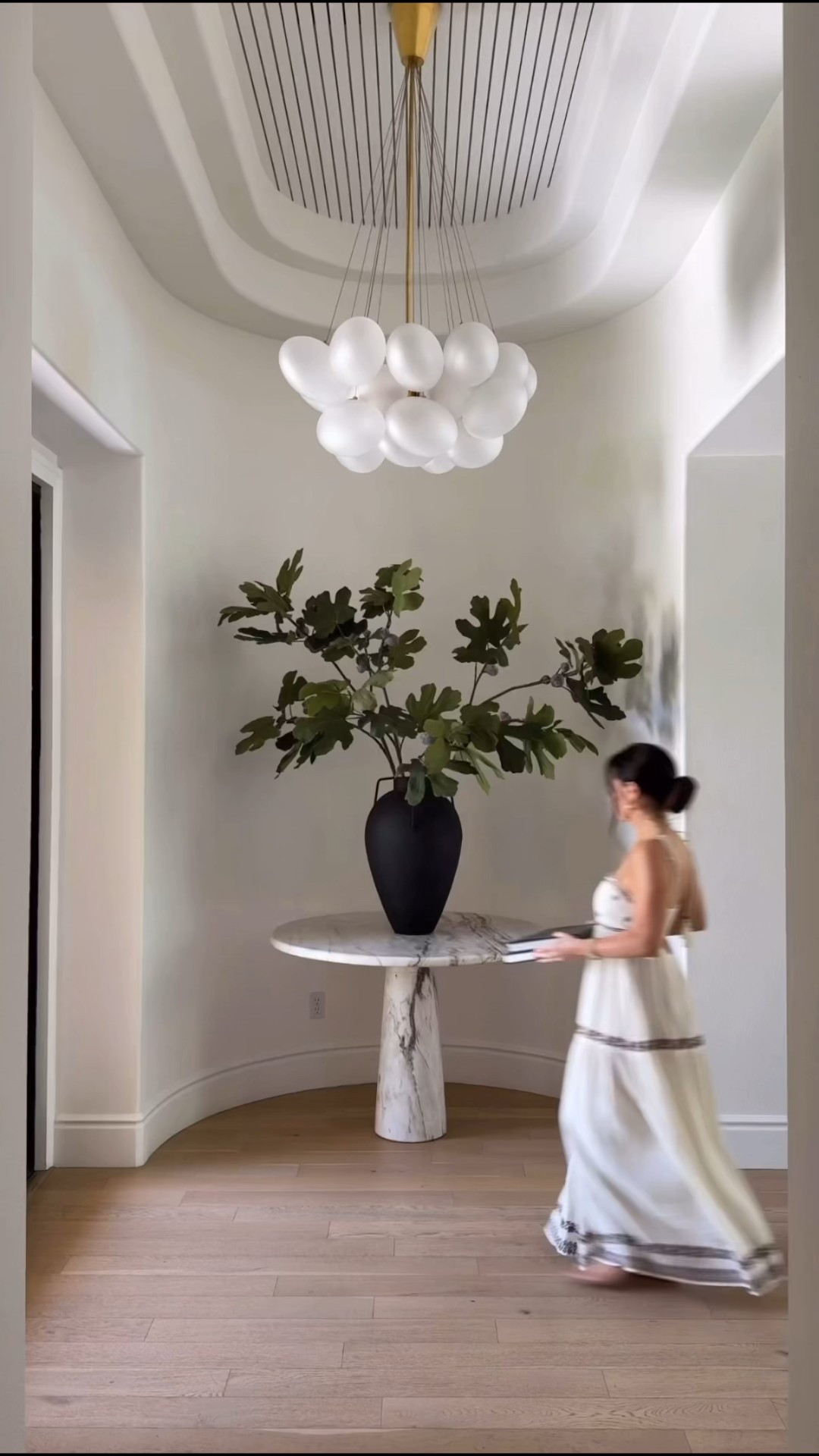 Extra long faux branches 

#LTKSeasonal #LTKmomlife #LTKHome