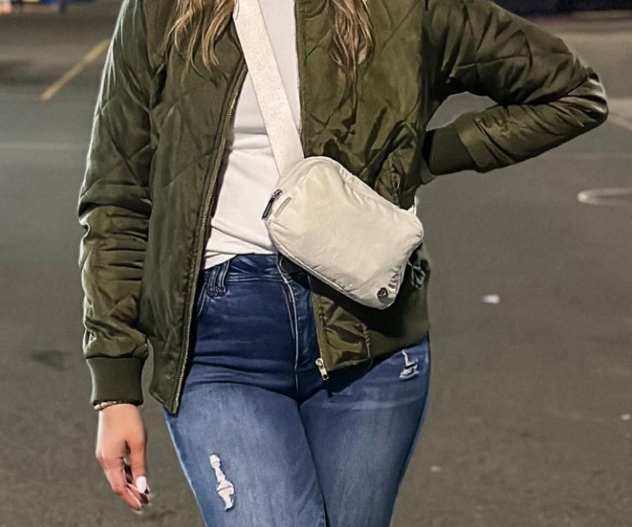 I love the Lululemon everywhere belt bag. It comes in different colors, is the perfect size and straps across so it’s hands free. Great for an on the go bag.

#LTKFindsUnder50 #LTKItBag #LTKStyleTip