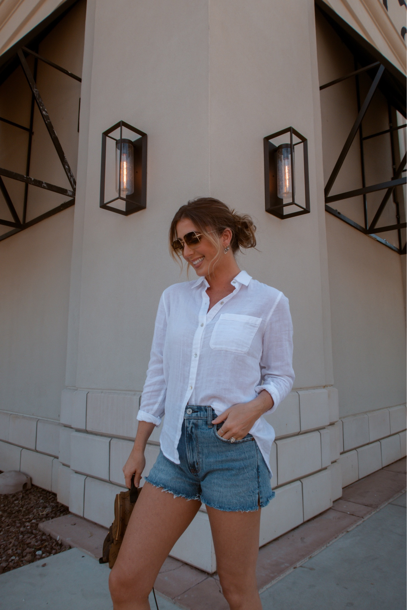 HUGE shorts sale today! ⭐️ Comment AF & I'll DM you the links to this look! My favorite shorts are the @abercrombie High Rise Mom Shorts (as seen here), and I'm so excited that they are 20% off today PLUS an extra 15% off with code 'AFSHORTS'. I'm sharing my favorite styles on IG stories this morning. Head there for details!

#abercrombiepartner #abercrombie #denimshorts #summerfashion

Denim shorts 
Linen blend top 
Abercrombie
High Rise Short 
Casual Summer Outfit 


#LTKsalealert #LTKstyletip #LTKunder100