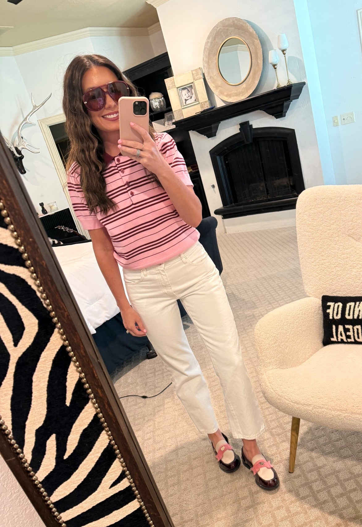 🩷❤️🩷❤️

Polo: small
Jeans: 24

White jeans
Louboutin loafers
Frame
Frame denim
Polo
Spring outfit


#LTKPetite #LTKSeasonal #LTKootd