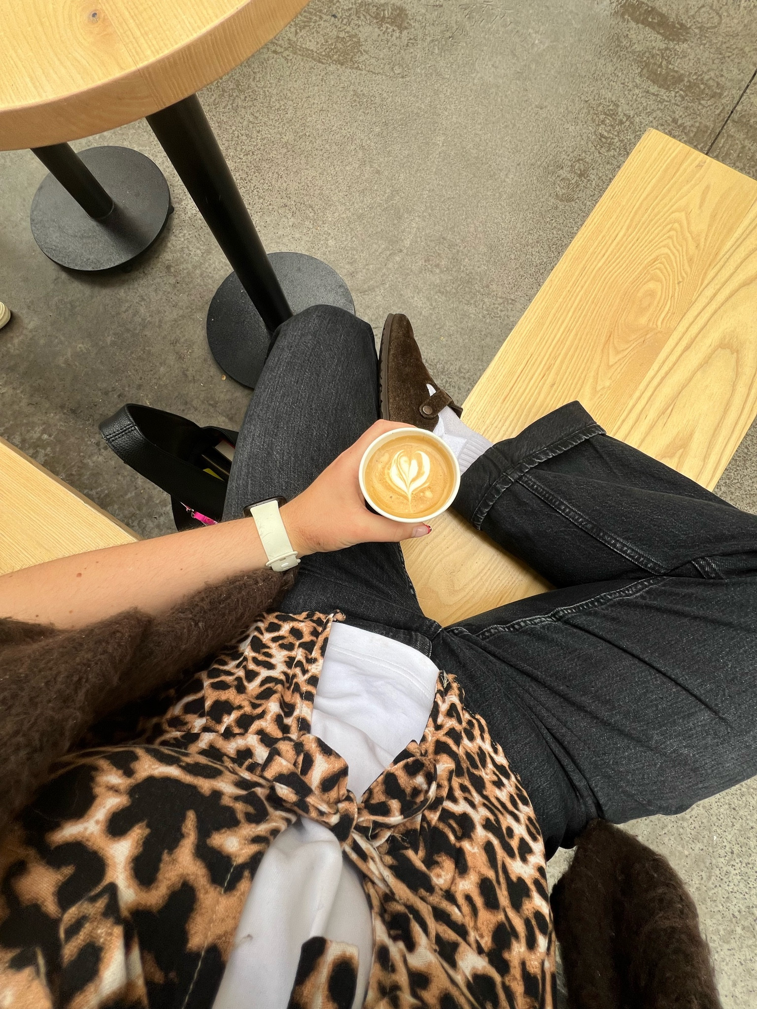 Leopard print gilet with baggy jeans and Birkenstock Bostons 

#LTKeurope #LTKuk #LTKsummer