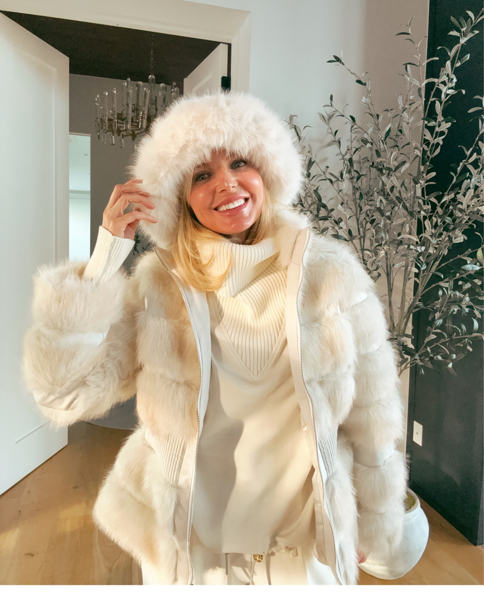 Absolutely love this gorgeous faux fur jacket with a flattering cinched waist and leather details. It’s feminine, luxe, and perfect for winter ✨

#LTKGiftGuide #LTKHoliday #LTKSeasonal