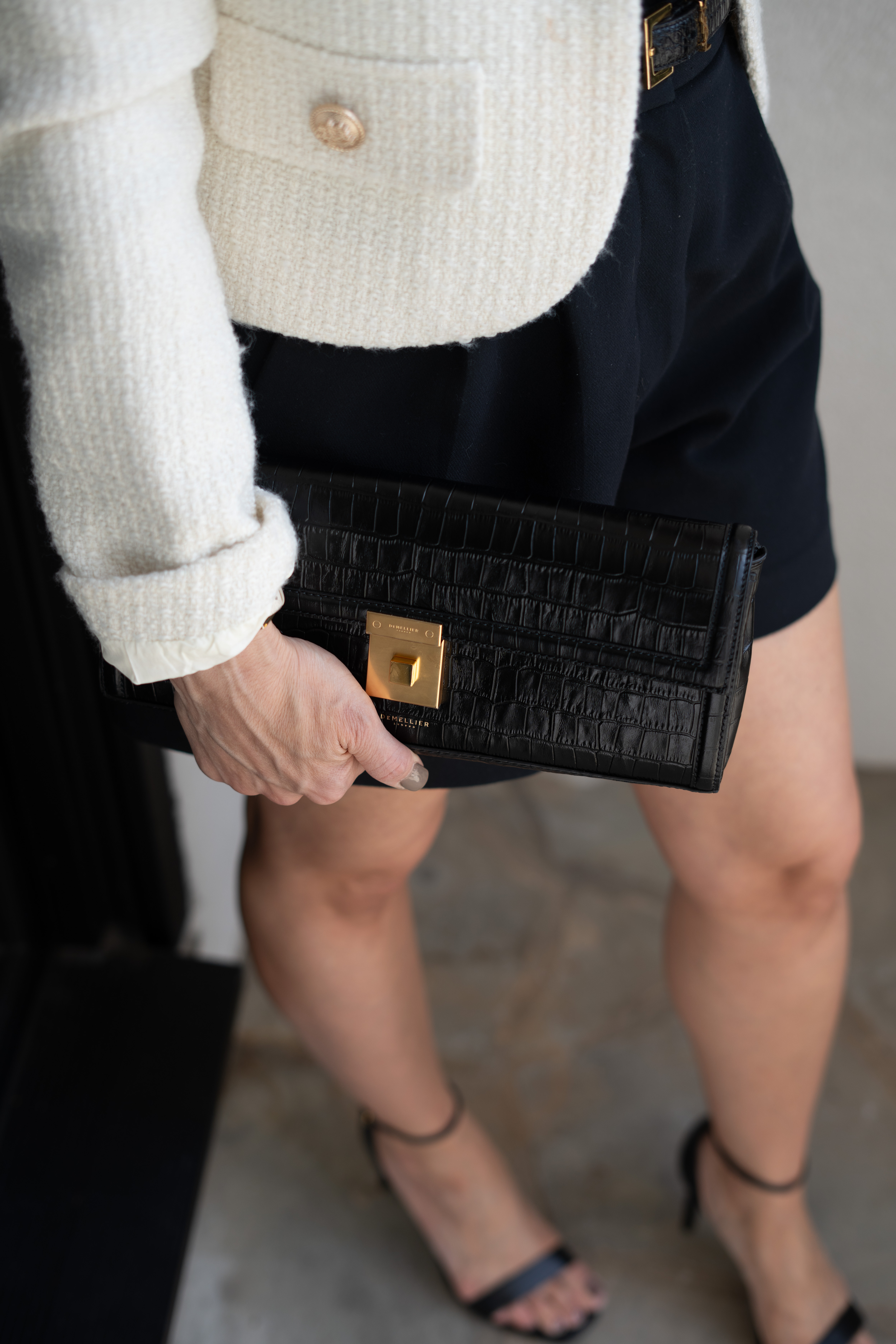 Spring is here and the warmer days deserve new looks!  These are a few of my absolute favorites that will work for Spring as well as Summer. Available from Amazon.

 

#LTKStyleTip #LTKWorkwear #LTKHome