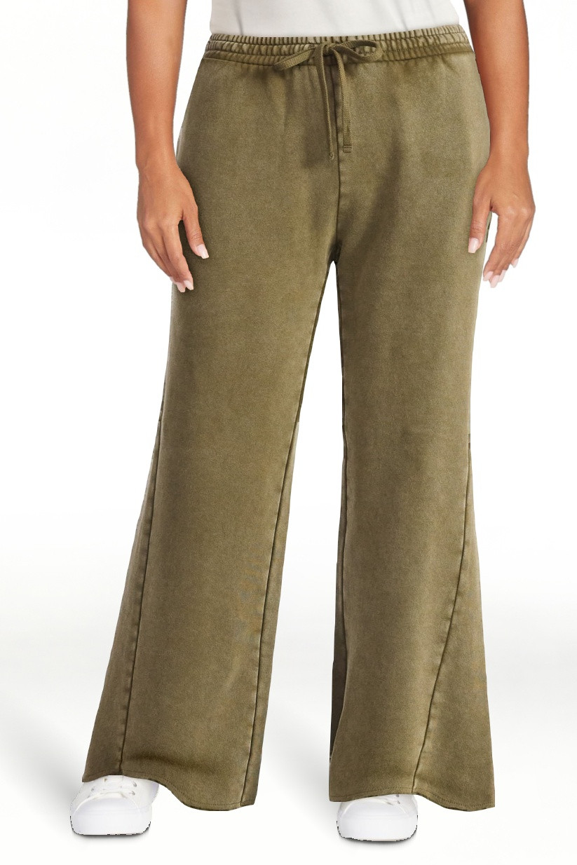 Scoop Women’s Mineral Washed Fleece Flare Leg Sweatpants, Sizes XS-XXL | Walmart (US)