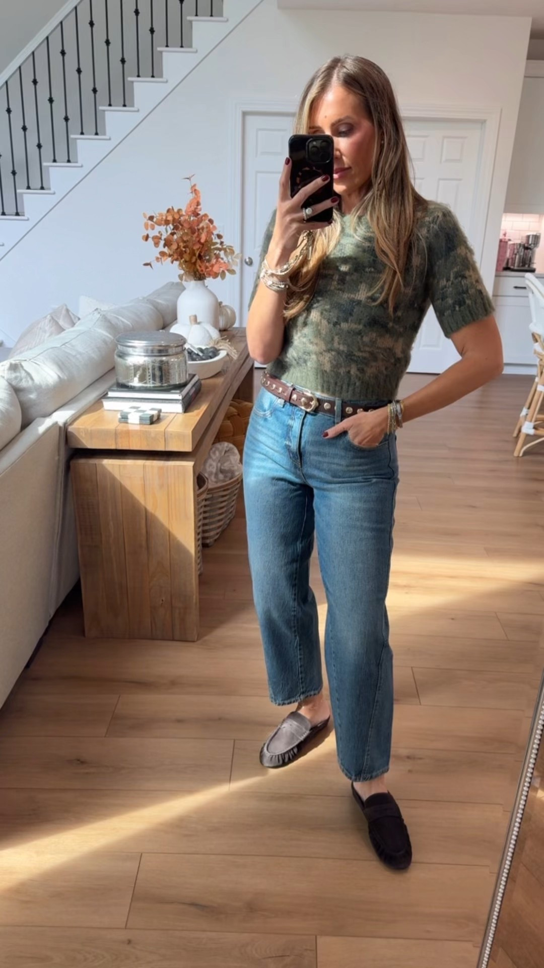 Fall fashion size medium sweater 
Size 8 jeans (size up if in between) 


#LTKOver40 #LTKMidsize #LTKFindsUnder50