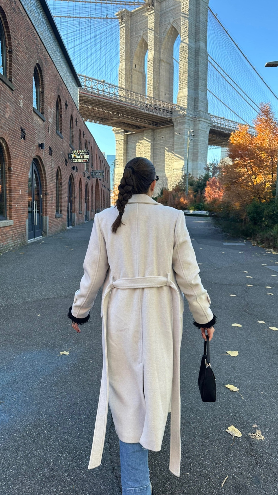 Perfect styling fall/winter coat ✨❄️ wearing a size Large!

#LTKMidsize #LTKSeasonal #LTKStyleTip