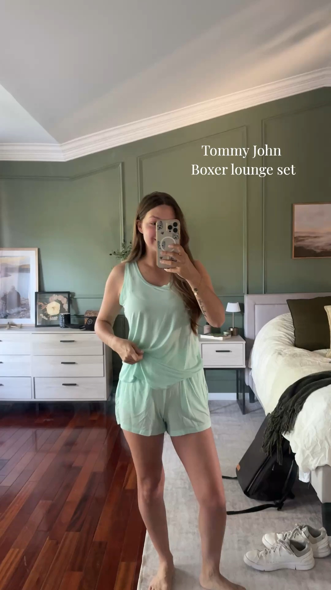 The softest coziest ! So so perfect for summer, butter soft and lightweight!

#LTKmomlife #LTKmorningroutine #LTKootd