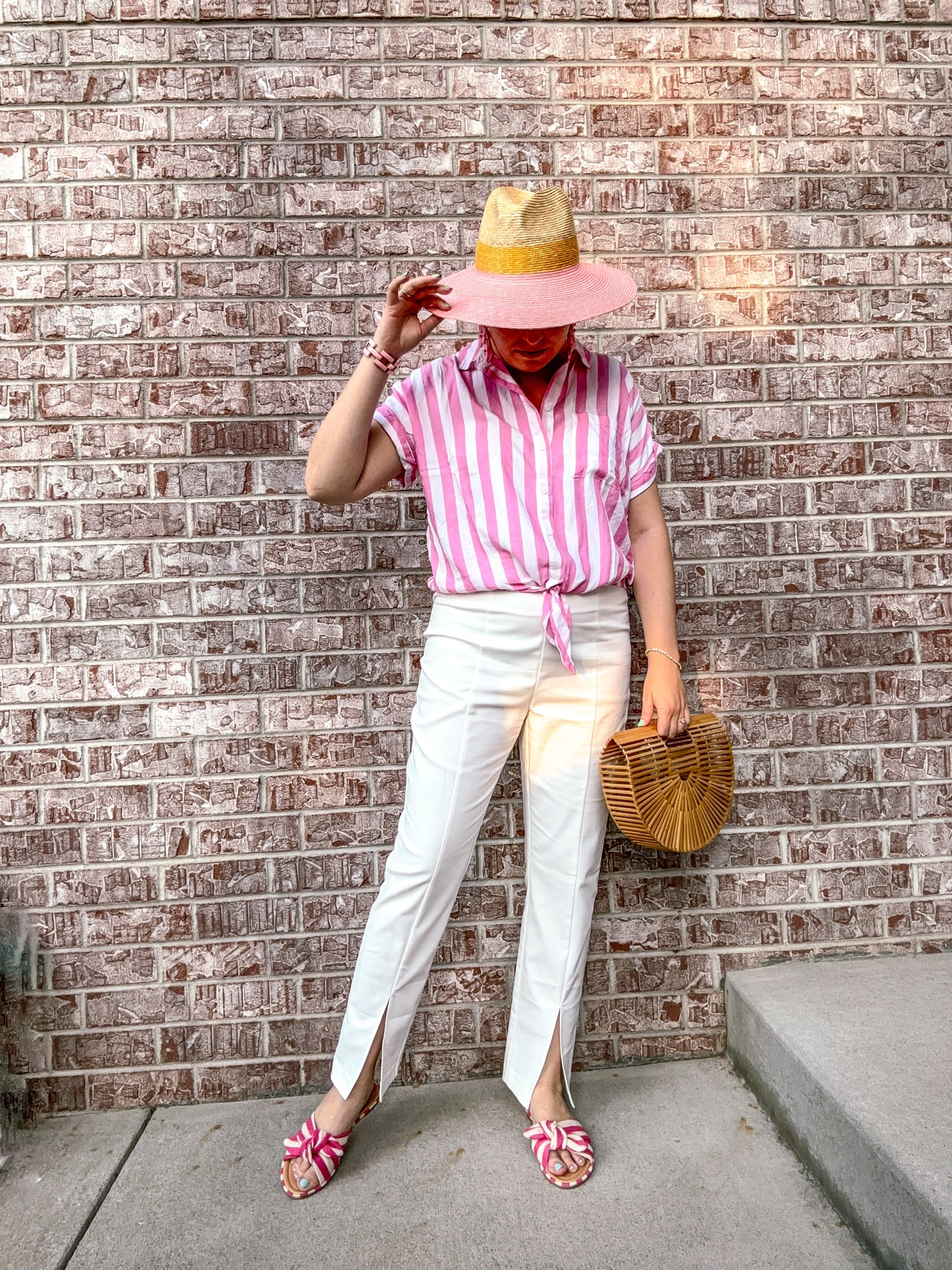 I can never resist a stripe.

#LTKBacktoSchool #LTKSeasonal #LTKStyleTip