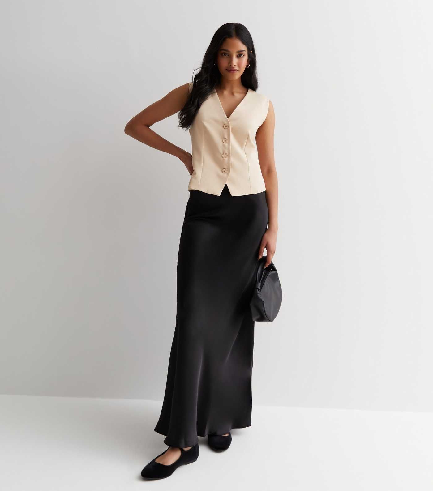 Black Satin Bias Cut Maxi Skirt | New Look | New Look (UK)