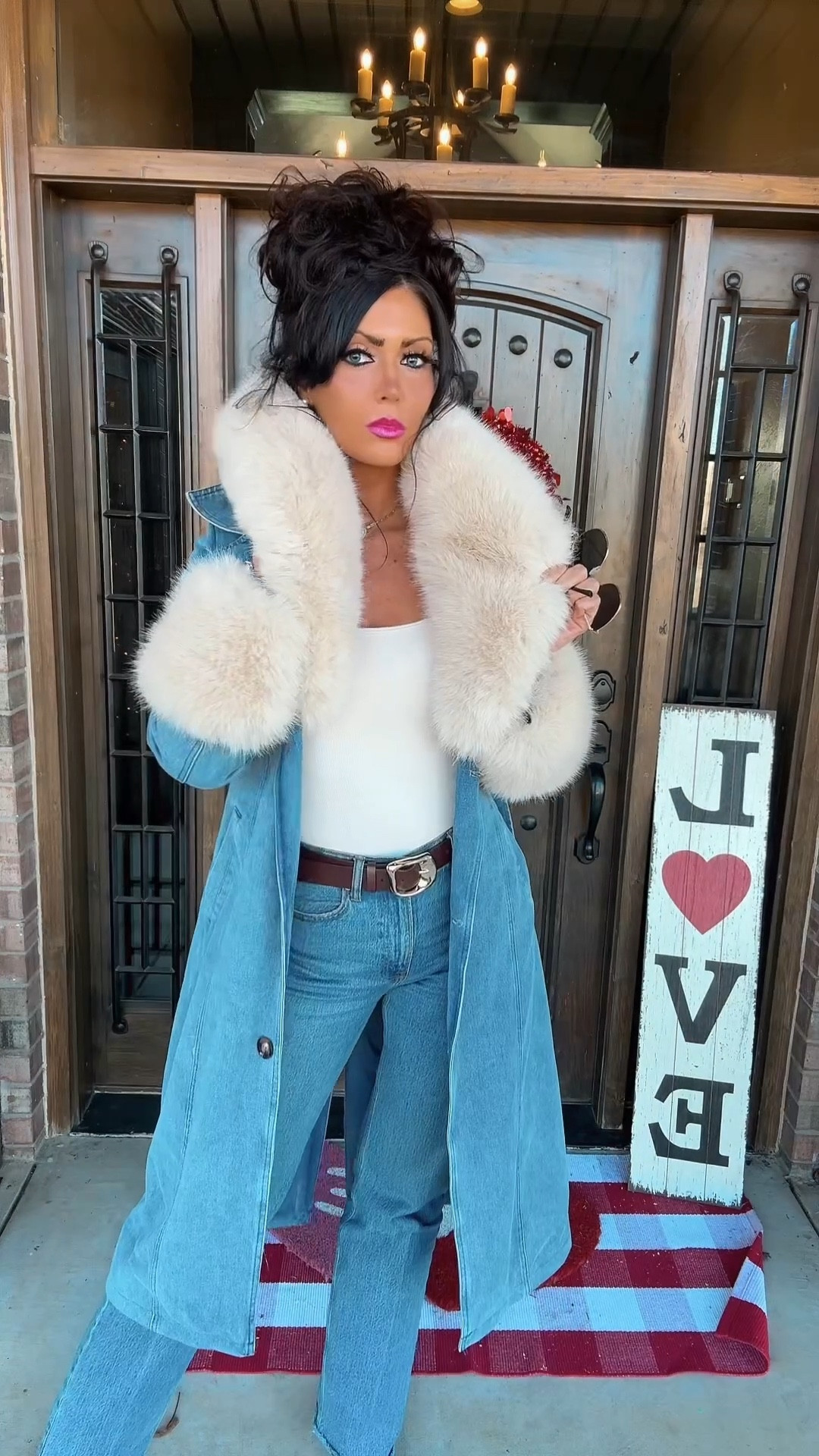 Winter OOTD❄️

Winter Outfit// Winter Outfit Inspo// Winter Fashion// Fur Denim Jacket// Faux Fur Jacket// Denim Jacket // Impressions Boutique// OOTD 

#LTKFindsUnder100 #LTKSeasonal #LTKootd