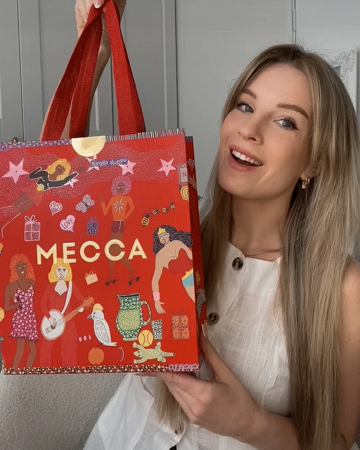 What I bought at mecca recently! The charlottte tilbury airbrush filter sprays are such a good deal 

#LTKHoliday #LTKGiftGuide #LTKaustralia