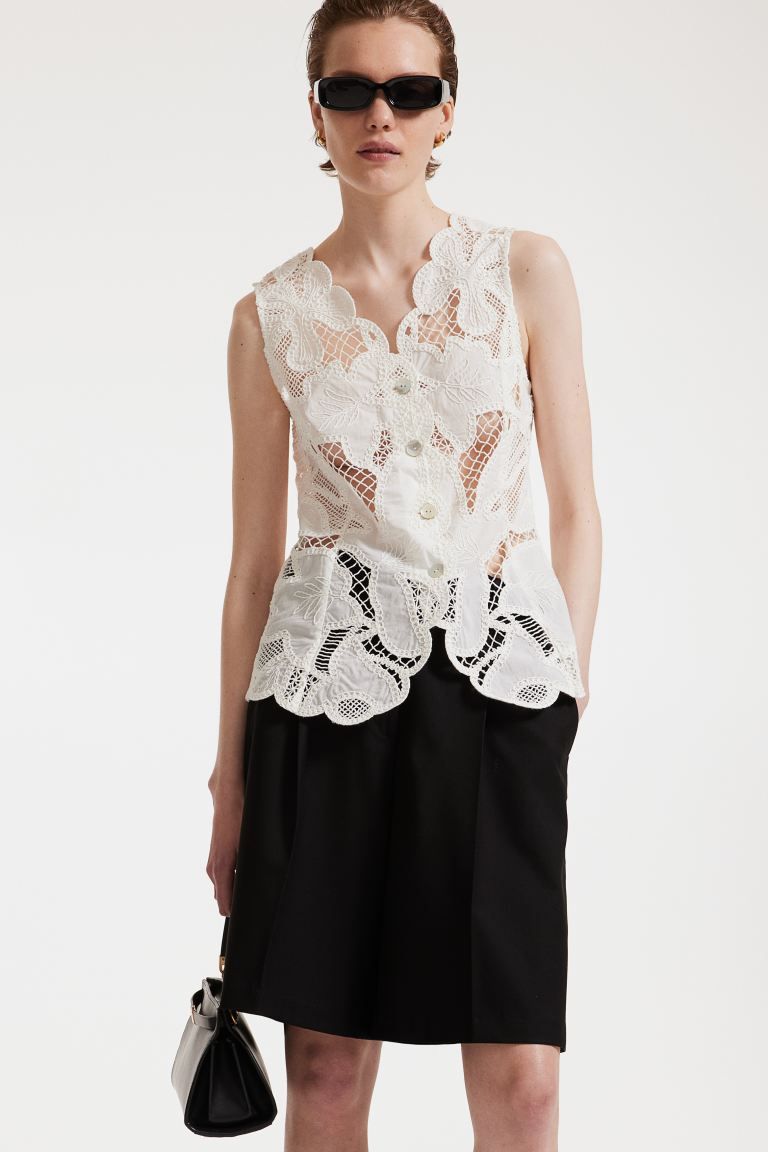 Broderie anglaise waistcoat | H&M (UK, MY, IN, SG, PH, TW, HK)