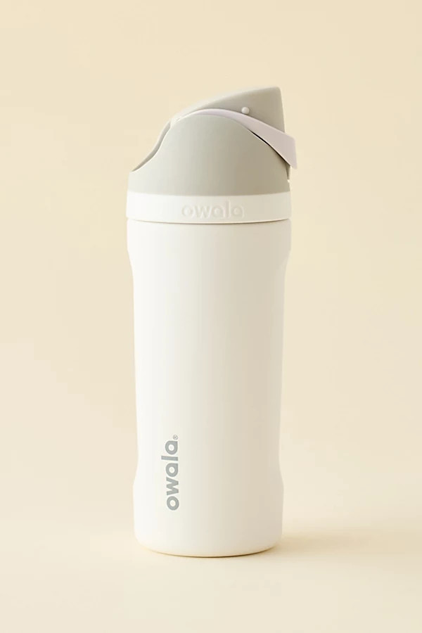 Owala FreeSip 16 oz Water Bottle in Shy Marshmellow at Urban Outfitters | Urban Outfitters (US and RoW)