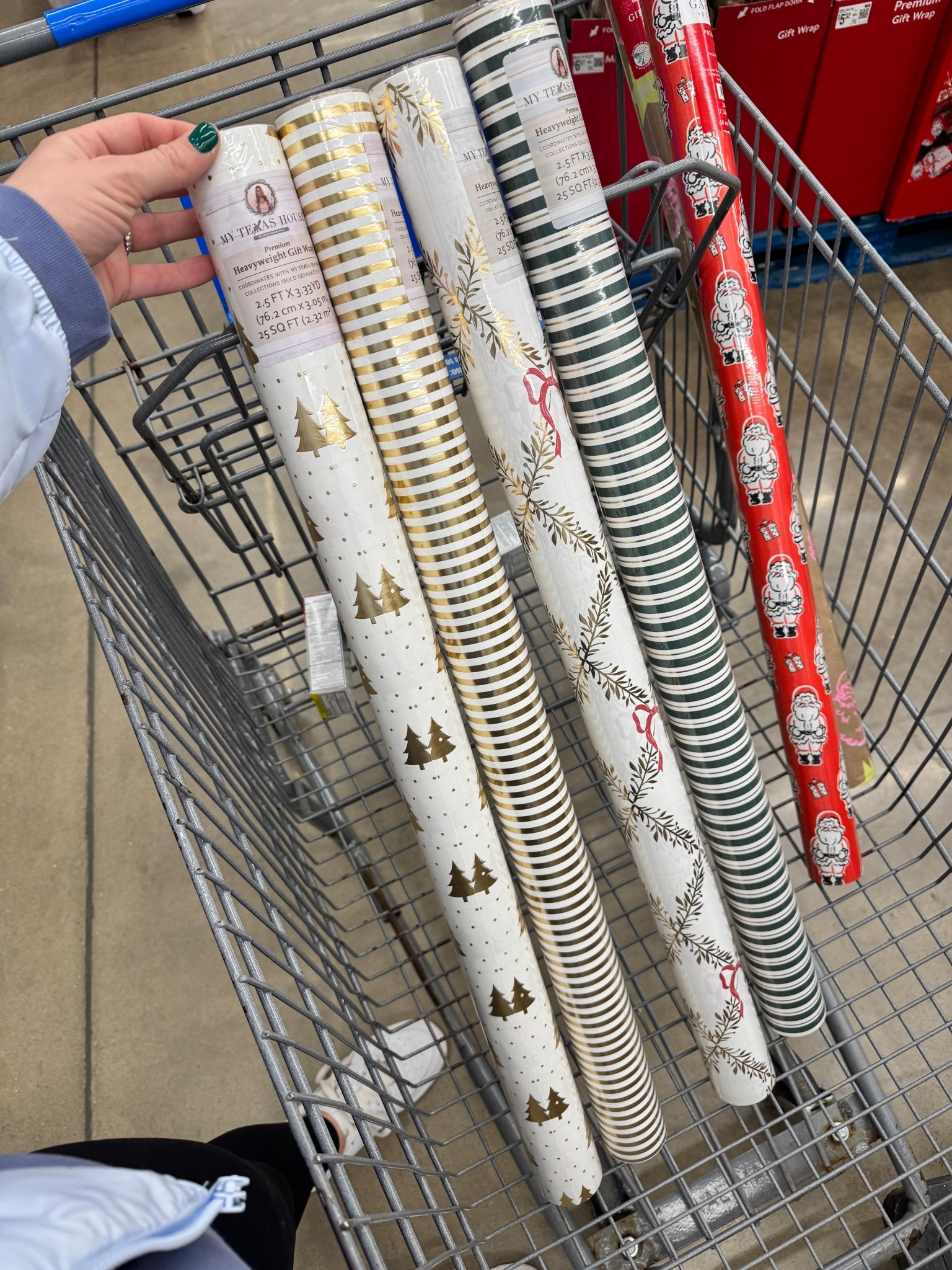 Wrapping paper 50% off! 

#LTKHoliday #LTKSaleAlert #LTKSeasonal