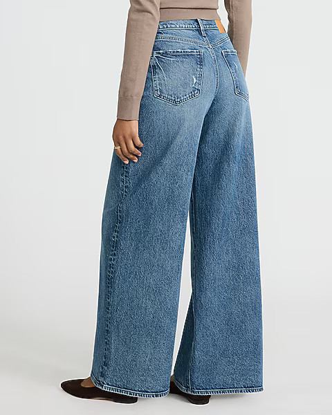 High Waisted Medium Wash Relaxed Wide Leg Jeans | Express