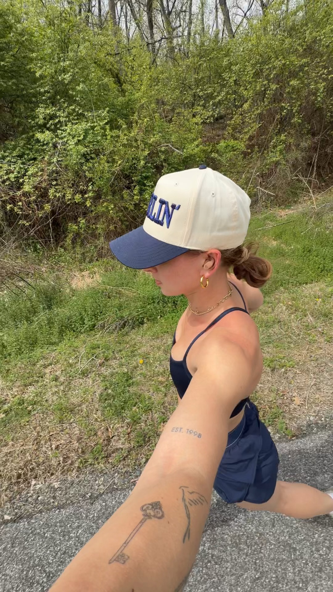 4/13/26 Morning Run Outfit

What I wore for today’s run 🏃🏼‍♀️

Wearing my Alo Matchpoint shorts in navy (XXS — they run a bit big!) with the matching Airlift sports bra (XS/S both work for me). One of my favorite sets for running — so flattering and comfortable.

Finished with my go-to Saucony sneakers, Aritzia socks, and my Garmin to track it all. Hat is Darlin 



#LTKfitnessgoals #LTKActive