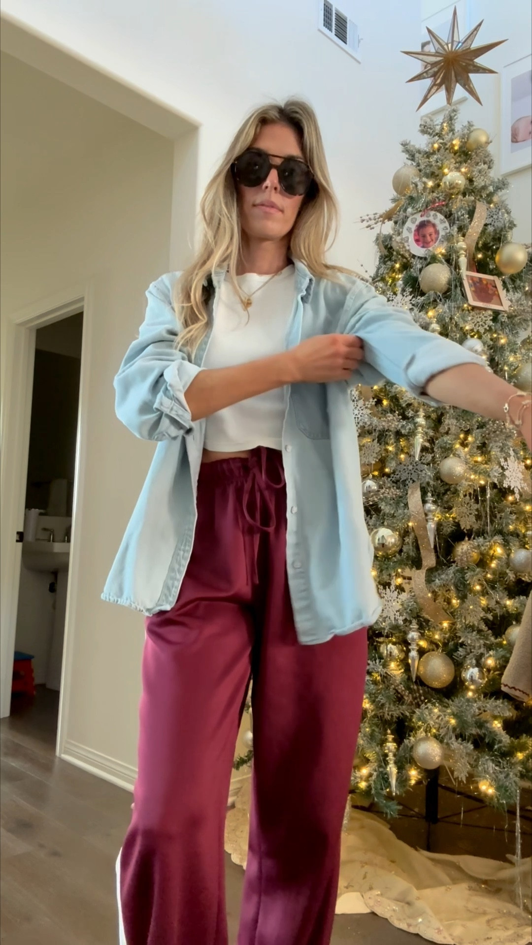 OOTD ❤️🤍 
Exact denim shirt and tee are older, but I linked similar. Pants are Jane & Willow, I linked similar options as well. Linked exact sneakers and sunglasses 😘 Small in pants

Free People, Target, Aritzia, Amazon, New Balance, burgundy track pants, denim shirt, white Tshirt, sneakers, school drop off outfit, running errands outfit, everyday casual outfit, comfy fall/ winter outfits, mom style

#LTKgrwm #LTKootd #LTKFindsUnder100