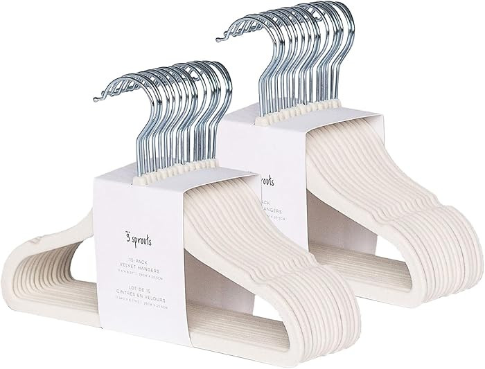 3 Sprouts Velvet Baby Hangers - Non-Slip Hangers for Infant and Toddler Clothes - Slim Space-Savi... | Amazon (US)
