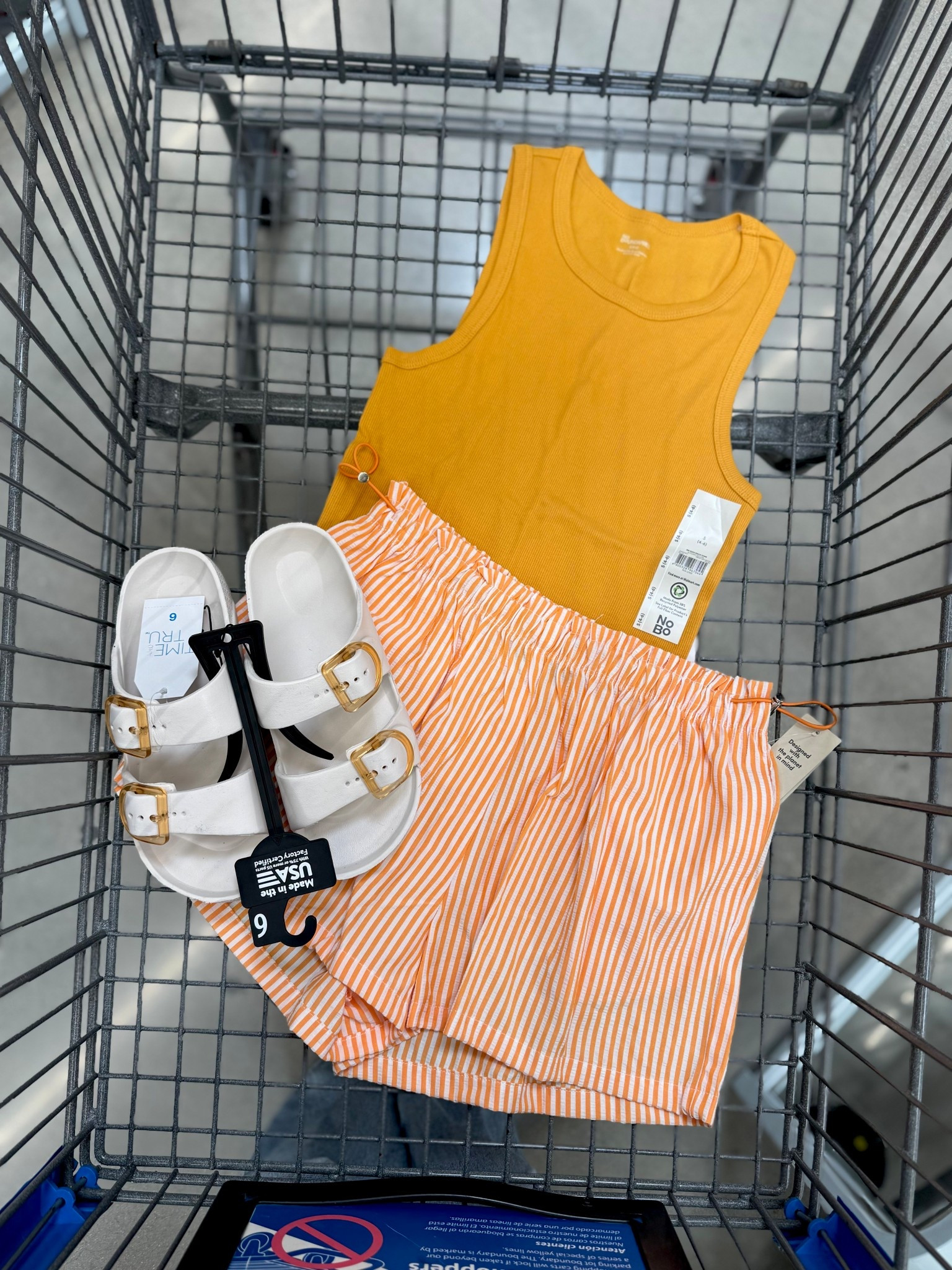 Walmart outfit idea 💛

Walmart fashion, Walmart style, Walmart haul 

#LTKootd #LTKgrwm #LTKmomlife